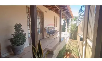 Casa com 3 quartos à venda no Alvorada, Conselheiro Lafaiete 