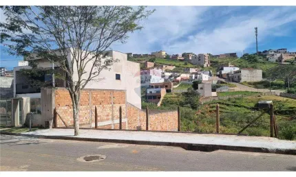 Terreno à venda no Santa Clara, Conselheiro Lafaiete 