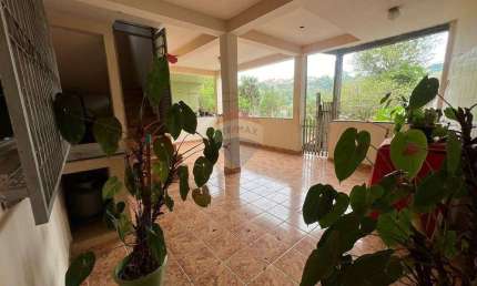 Casa com 6 quartos à venda no Arcádia, Conselheiro Lafaiete 