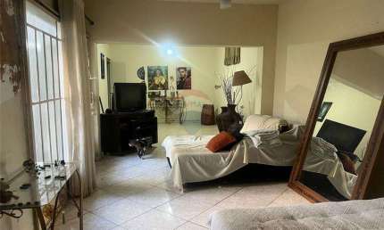 CASA À VENDA NO BAIRRO DE LOURDES EM CONSELHEIRO LAFAIETE MG !
