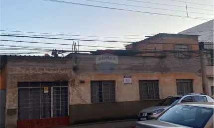 Casa à venda no Centro, Conselheiro Lafaiete 