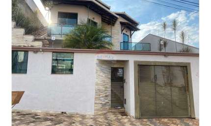 CASA DOS SEUS SONHOS Á VENDA  NO BAIRRO PARQUE DAS ACÁCIAS !