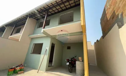Casa a venda com 03 quartos no bairro Parque Montreal