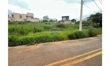 Terreno à venda no São Lucas, Conselheiro Lafaiete 