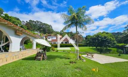 Casa com 3 dormitórios à venda, 240 m² por R$ 3.500.000,00 - Bom Retiro - Teresópolis/RJ