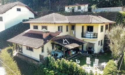 Casa à venda, 270 m² por R$ 1.250.000,00 - Parque do Imbui - Teresópolis/RJ