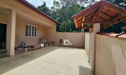 Casa à venda, 144 m² por R$ 750.000,00 - Carlos Guinle - Teresópolis/RJ