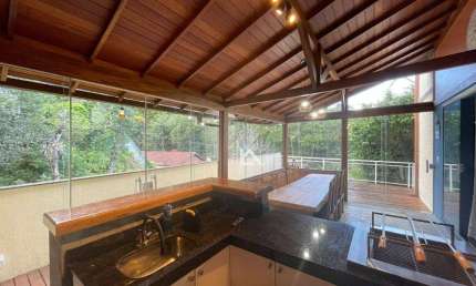 Casa à venda, 140 m² por R$ 880.000,00 - Cascata dos Amores - Teresópolis/RJ