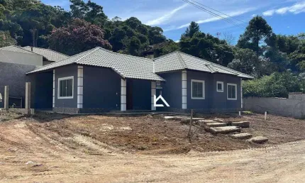 Casa com 3 dormitórios à venda, 125 m² por R$ 750.000 - Albuquerque - Teresópolis/RJ