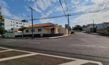Permuta por comercial de valor maior, casa 3 quartos a venda, 363 m² Centro Londrina PR