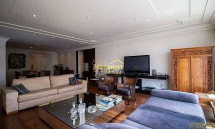 Apartamento à venda, 3 dormitórios, 2 vagas de garagem, totalmente reformado, próximo do Shopping H