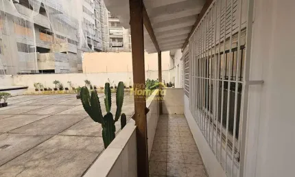Apartamento à venda de 2 dormitórios com vaga de garagem no bairro da santa cecilia