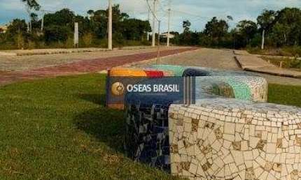 Terreno à venda em Gaudí, Porto Seguro, por R$700.000. Oportunidade única para investir ou construir!