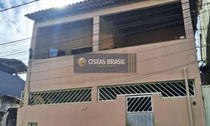 Casa à venda em Porto Seguro, região central, 5 dormitórios, 1 suíte, 3 banheiros por R$650.000. Oportunidade!