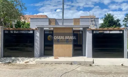 Casa à venda no Parque Ecológico, Porto Seguro: 59m², 2 dormitórios, 1 suíte, por R$299.000. Confira!