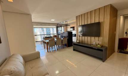 Apartamento com 3 quartos na área nobre de Intermares