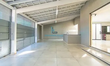 Casa para Venda em Brasília, Taguatinga Norte (Taguatinga), 3 dormitórios, 3 suítes, 4 banheiros, 3 vagas
