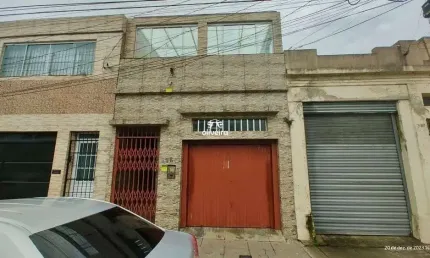 Casa com 3 quartos à venda no Centro, Pelotas 