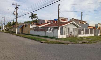 DUAS CASAS E COMÉRIO NO MESMO TERRENO. UMUHARAMA AREAL. VENDA COM EXCLUSIVIDADE.