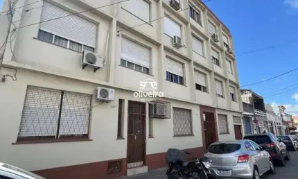 Apartamento com 1 quarto para alugar no Centro, Pelotas 