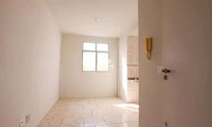 Apartamento com 2 quartos para alugar no Fragata, Pelotas 