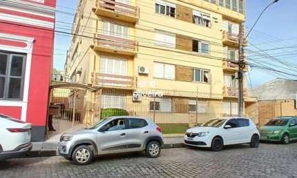Apartamento com 2 quartos para alugar no Centro, Pelotas 