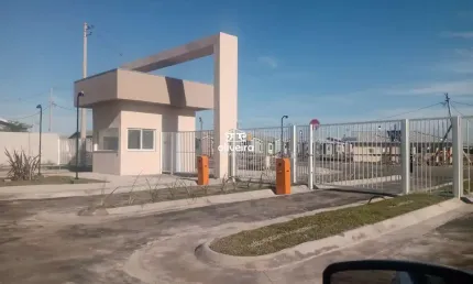 Casa em condomínio fechado com 2 quartos para alugar no Três Vendas, Pelotas 