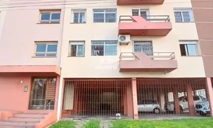 Apartamento com 3 quartos para alugar no Centro, Pelotas 