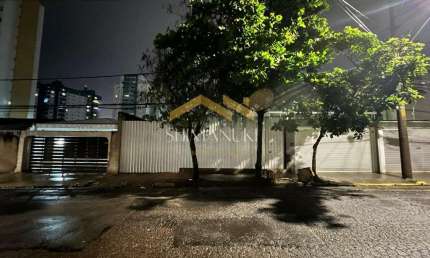 Terreno à venda na Rua Castro Alves, 46, Vila Gilda, Santo André