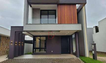 Sobrado à venda, 158 m² por R$ 1.190.000,00 - Condomínio Central Square - Gravataí/RS