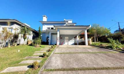 Sobrado à venda, 176 m² por R$ 1.290.000,00 - Villa Lucchesi - Gravataí/RS