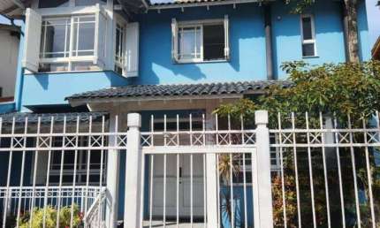 Sobrado à venda, 293 m² por R$ 720.000,00 - Centro - Gravataí/RS