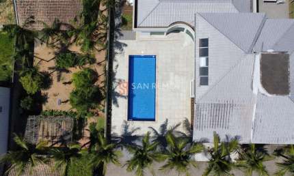 Casa com 4 quartos à venda na Servidão Maria Cândida dos Santos, 7, Fazenda Santo Antônio, São José, 550 m2 por R$ 2.500.000
