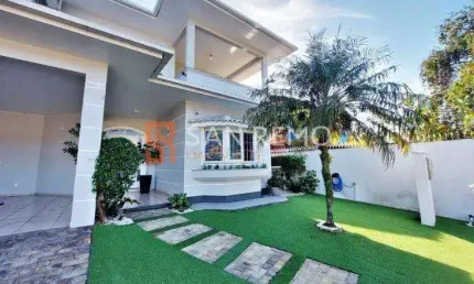 Casa com 3 quartos à venda na Avenida Ângelo Crema, 444, Córrego Grande, Florianópolis, 272 m2 por R$ 2.700.000