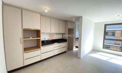Apartamento com 2 quartos para alugar na Avenida Marinheiro Max Schramm, 2701, Jardim Atlântico, Florianópolis, 70 m2 por R$ 5.200