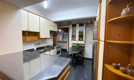 Apartamento com 3 quartos para alugar na Rua Emir Rosa, 593, Centro, Florianópolis, 142 m2 por R$ 4.400