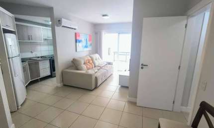 Apartamento com 2 quartos para alugar na Avenida Madre Benvenuta, 388, Trindade, Florianópolis, 70 m2 por R$ 4.690