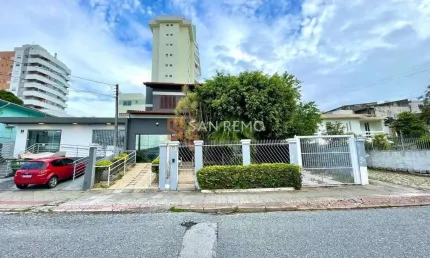 Casa com 4 quartos à venda na Rua Afonso Pena, 851, Canto, Florianópolis, 280 m2 por R$ 2.000.000