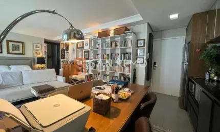 Apartamento com 1 quarto para alugar na Rua Presidente Nereu Ramos, 160, Centro, Florianópolis, 54 m2 por R$ 5.000