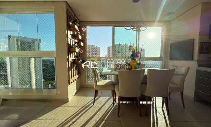 Apartamento PORTEIRA FECHADA, 131m2, 04 Quartos, 01 Suíte, 02 Vagas.