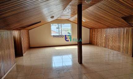 Amplo Sobrado Comercial / Residencial no bairro Tingui