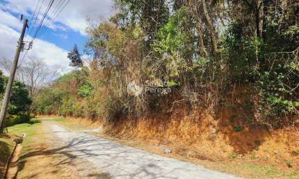 Terreno à Venda, em condomínio fechado em Simão Pereira, MG