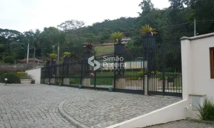 Terreno em condomínio fechado à venda em Itaipava, Petrópolis 