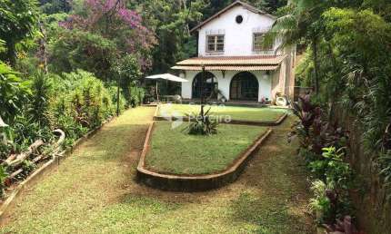 Linda e bucólica casa à venda, Independência, Petrópolis, RJ