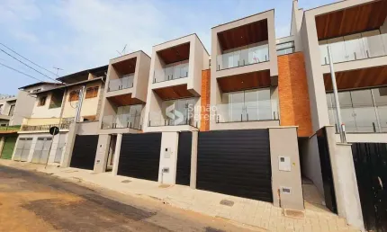Casa com 3 quartos à venda no Santa Catarina, Juiz de Fora 