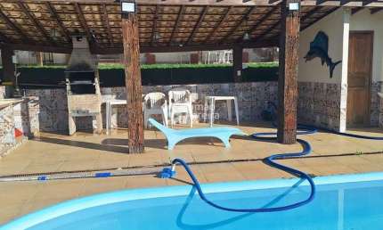 Casa à venda, em condomínio fechado em Simão Pereira, MG