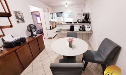 Apartamento duplex próximo à rua da feira no Jardim dos Turistas em Caldas Novas!