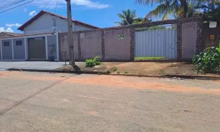 Lote em excelente localização no Itanhangá 2 em Caldas Novas com 360 metros, murado, escriturado, asfalto