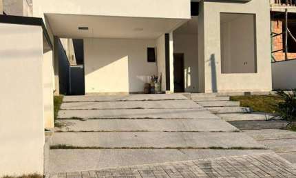 Casa Térrea à Venda 3 Suítes - Condomínio Aruã Brisas, Mogi das Cruzes - SP