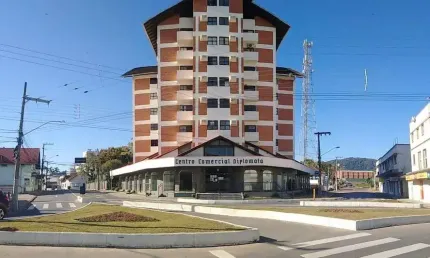 Sala comercial para alugar no bairro centro em timbó/sc
